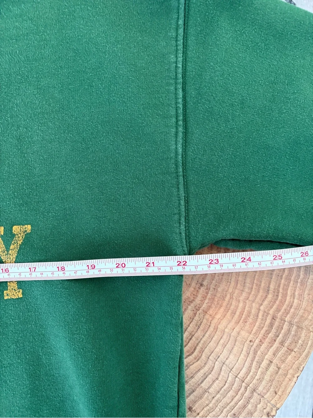 Levi's Gold Tab™ Crewneck Sweatshirt in the Green Size Small
